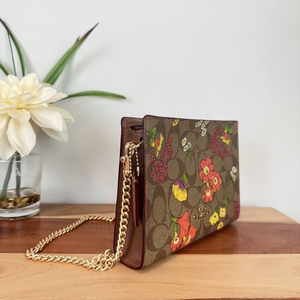 NWT COACH Slim Crossbody In Signature Canvas‎ With Floral Print - Picture 2 of 9